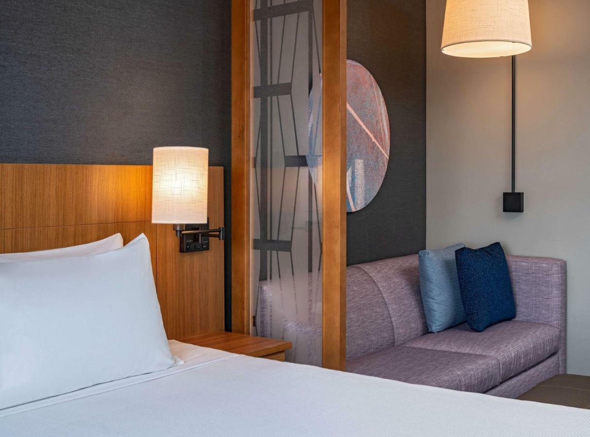 ไฮแอท เพลส อินเดียนาโพลิส ดาวน์ทาวน์ Hotel ภายนอก รูปภาพ
